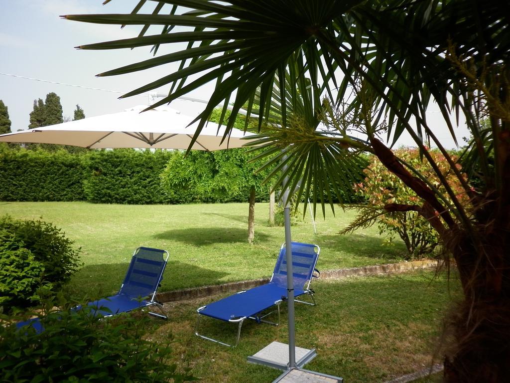 Villa Jolanda Fratte Rosa Rum bild