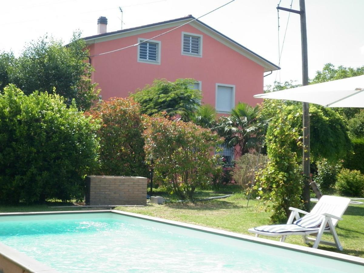 Villa Jolanda Fratte Rosa Exteriör bild
